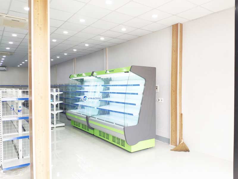 tủ mát dài 2m cong xanh