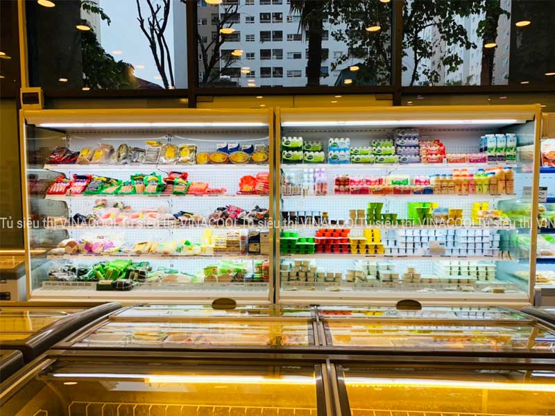 tủ mát siêu thị trưng bày rau củ trái cây